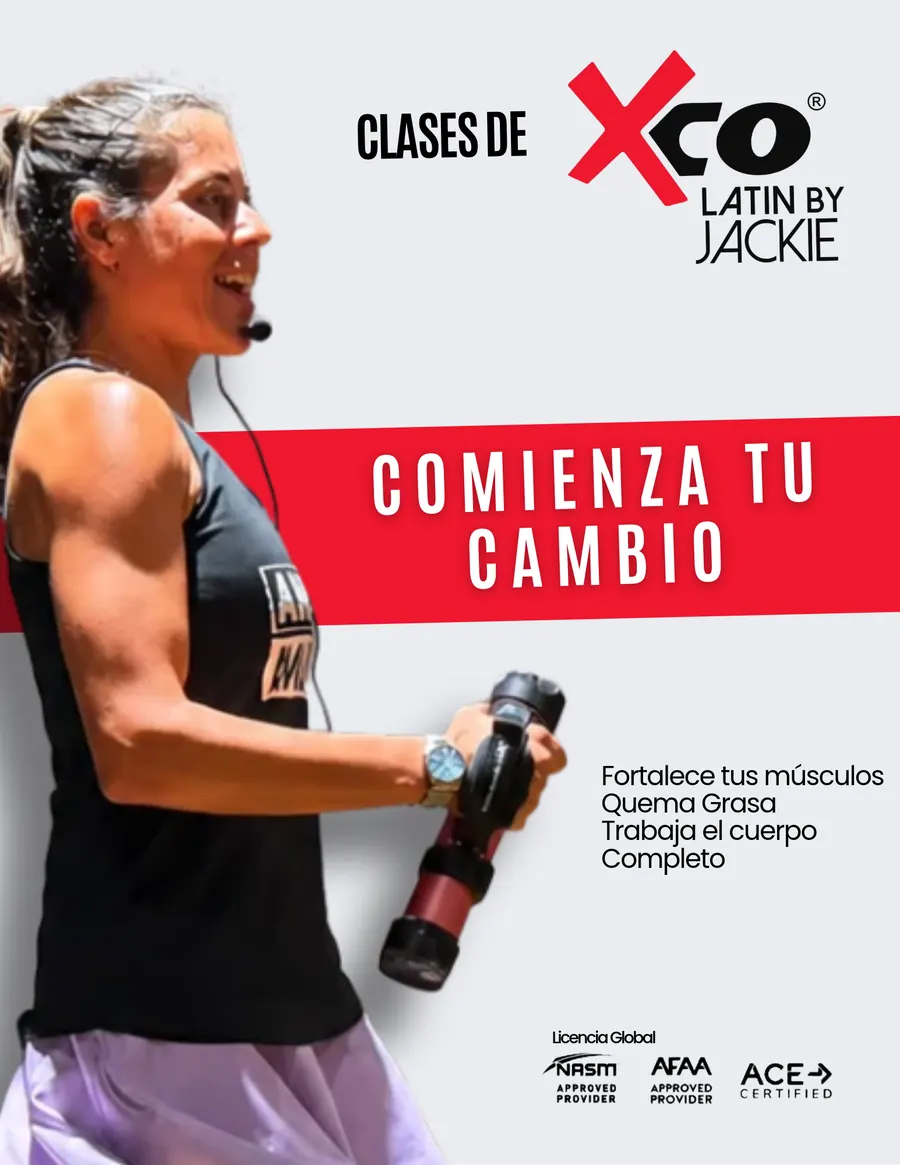 Dagmi dando una clase de XCO Latin by Jackie: Comienza tu cambio